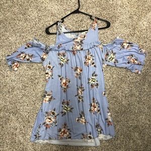 Alter’d State Cold shoulder tunic